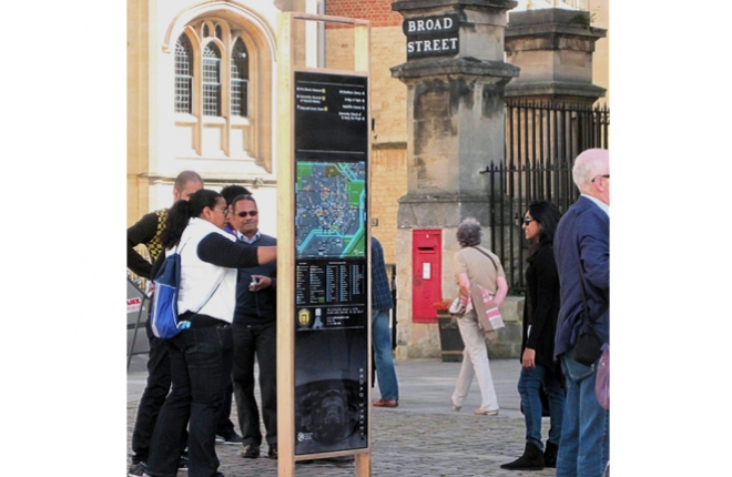 Oxford Explore on street signage
